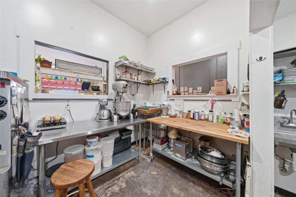 220 S Broadway Street, Belgrade MT 59714