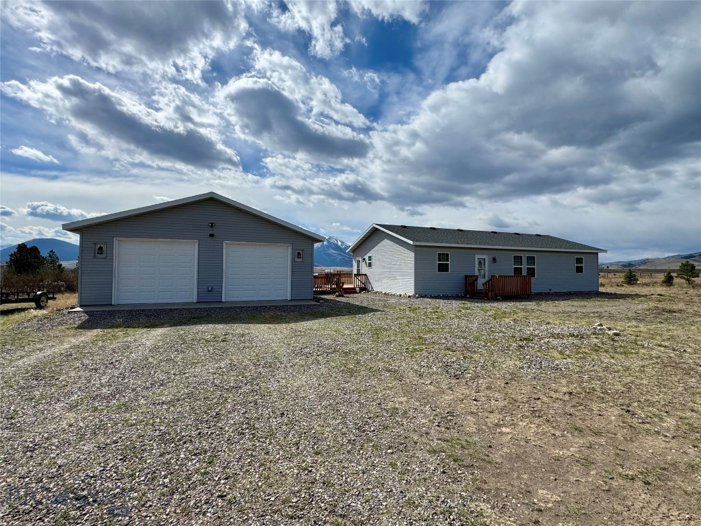 2 Cielo Grande Dr, Livingston MT 59047