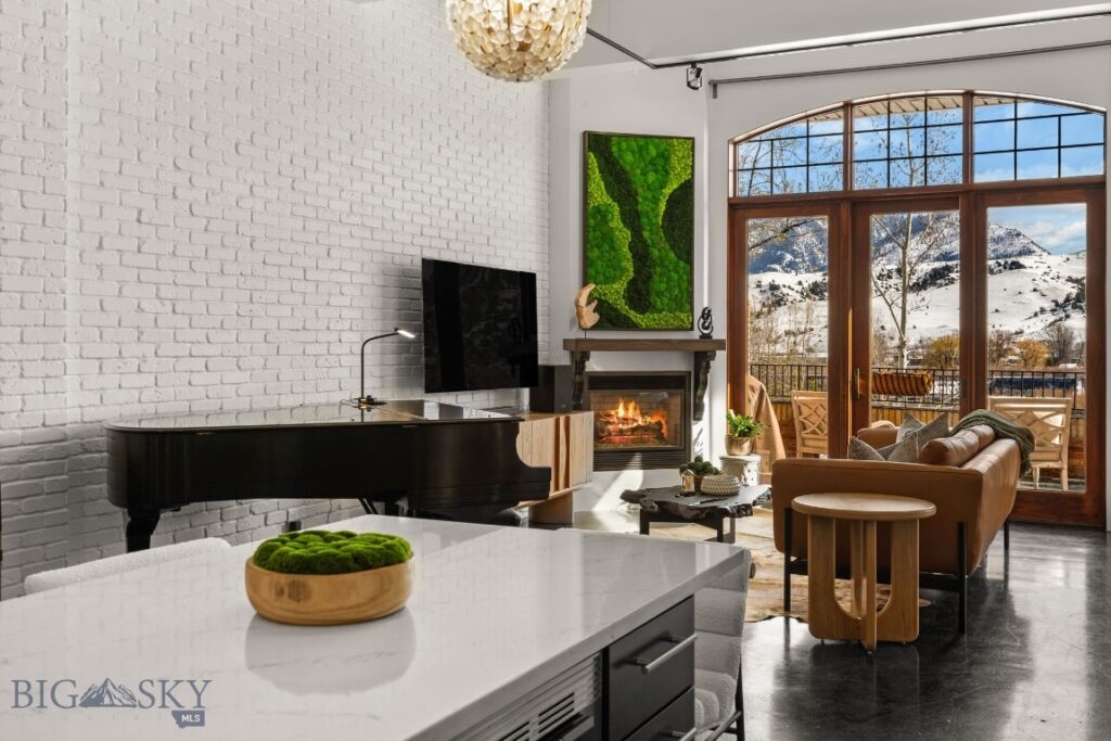 150 Village Crossing Way, Bozeman MT 59715
