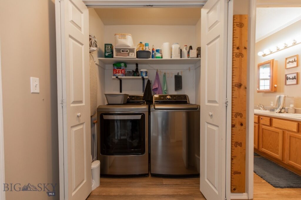 903 Paisley Drive, Belgrade MT 59714