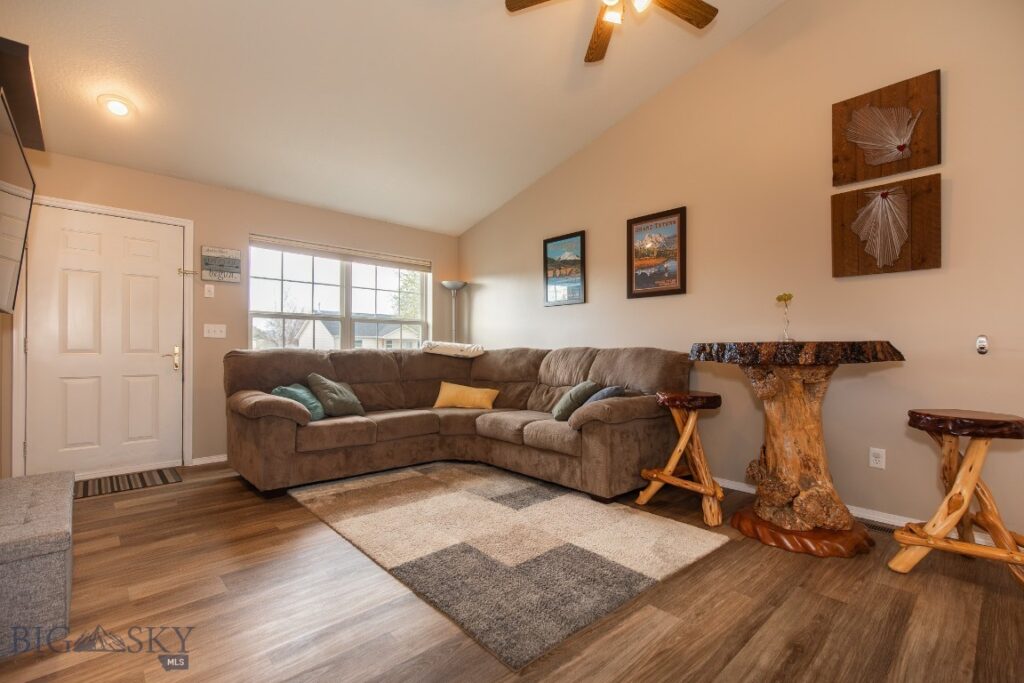 903 Paisley Drive, Belgrade MT 59714