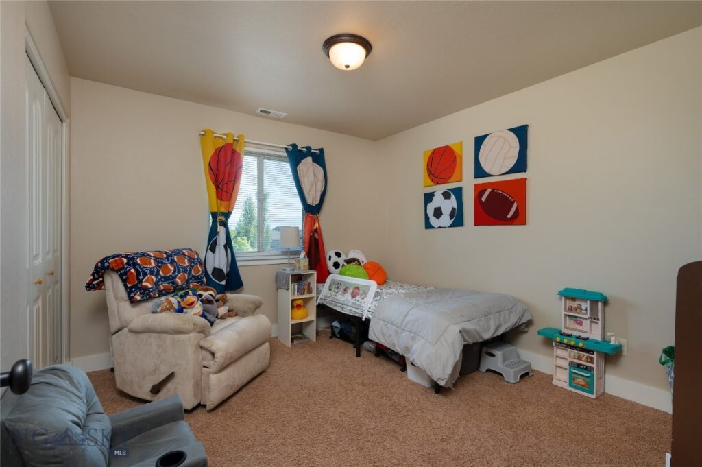 996 Saxon Way, Bozeman MT 59718