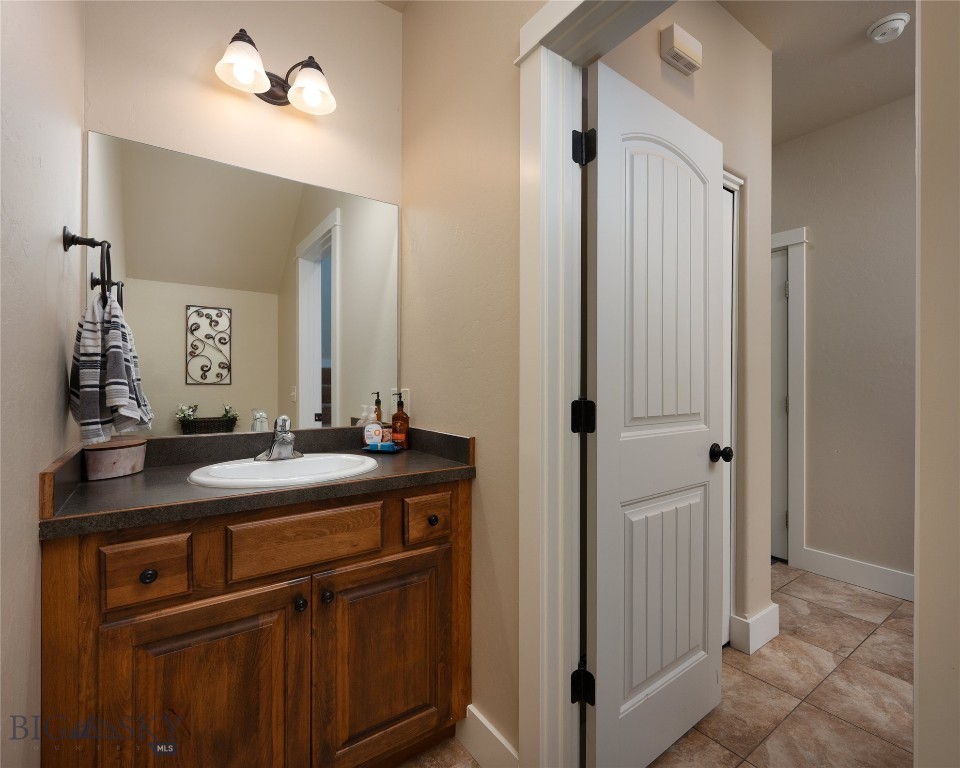 996 Saxon Way, Bozeman MT 59718