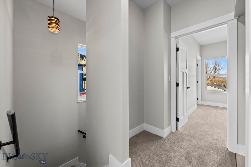 607 N L Street, Livingston MT 59047