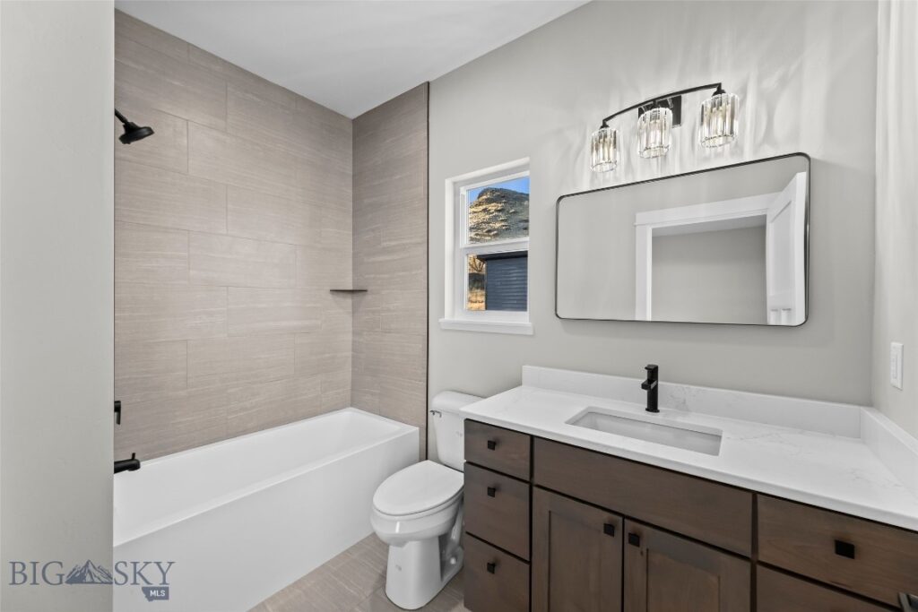 607 N L Street, Livingston MT 59047