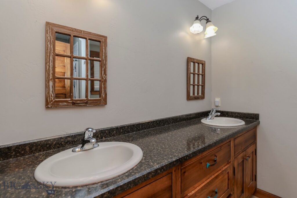 710 Nebula, Livingston MT 59047