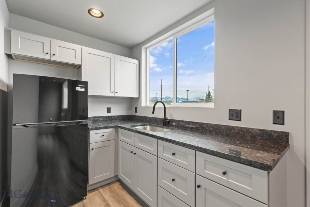 202 Fletching Unit D, Belgrade MT 59714