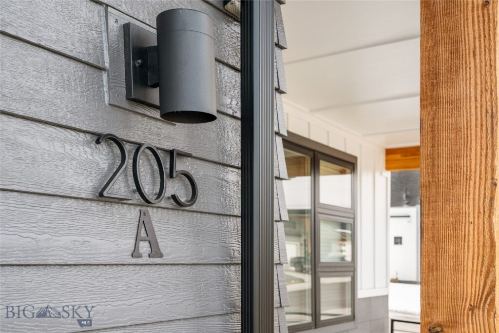 205 Albrey Trail, Bozeman MT 59718