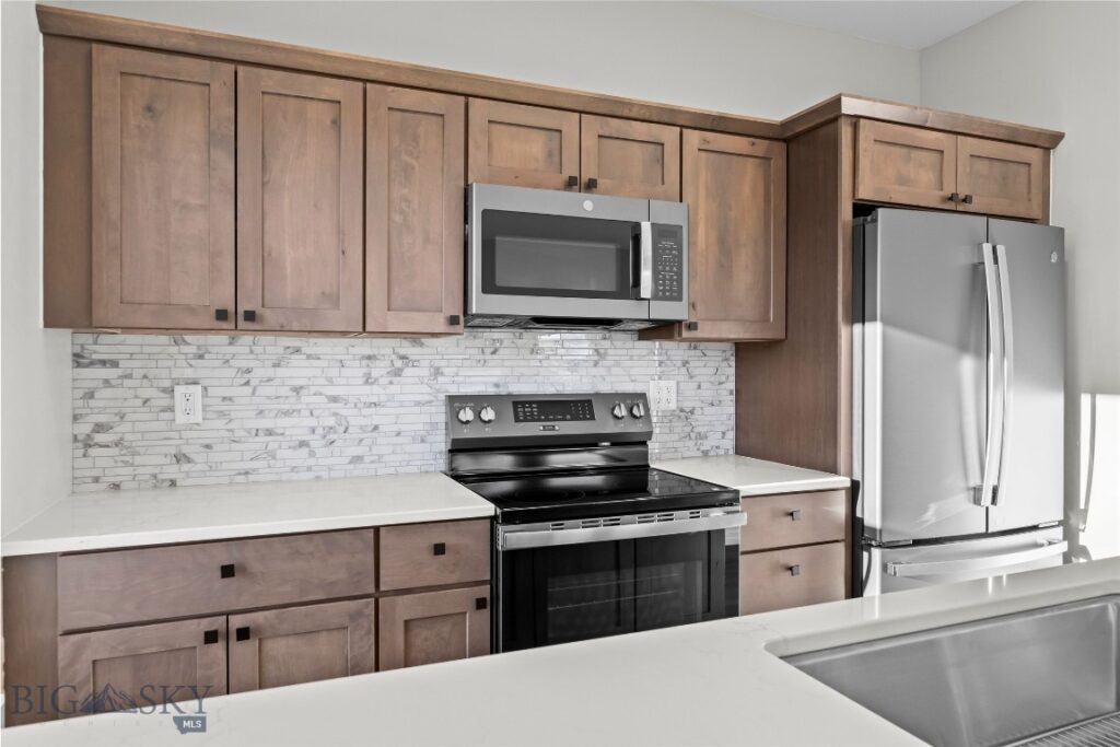 611 N L Street, Livingston MT 59047