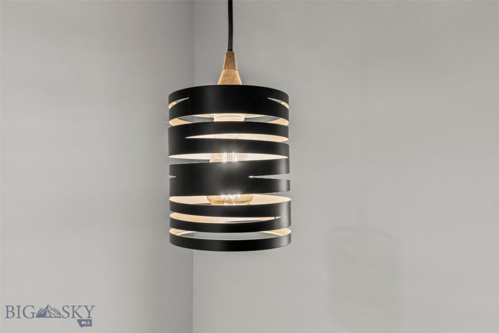 613 N L Street, Livingston MT 59047