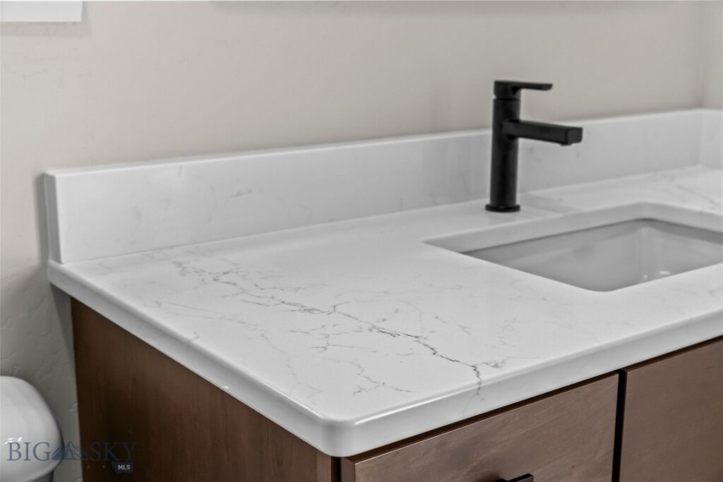 613 N L Street, Livingston MT 59047