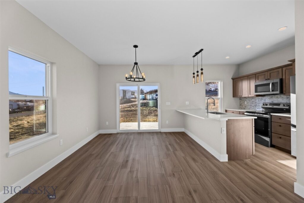 613 N L Street, Livingston MT 59047