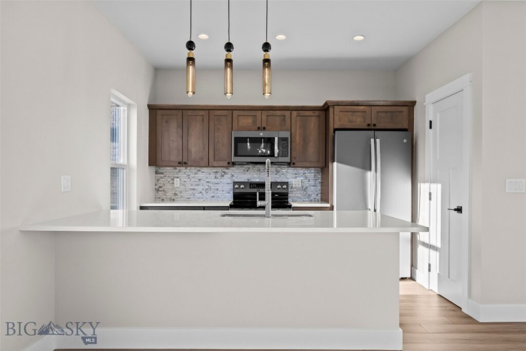 613 N L Street, Livingston MT 59047