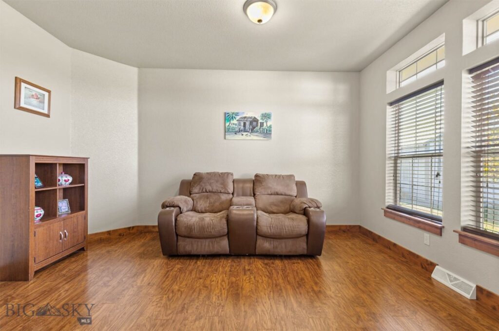 395 Parker Drive, Belgrade MT 59714