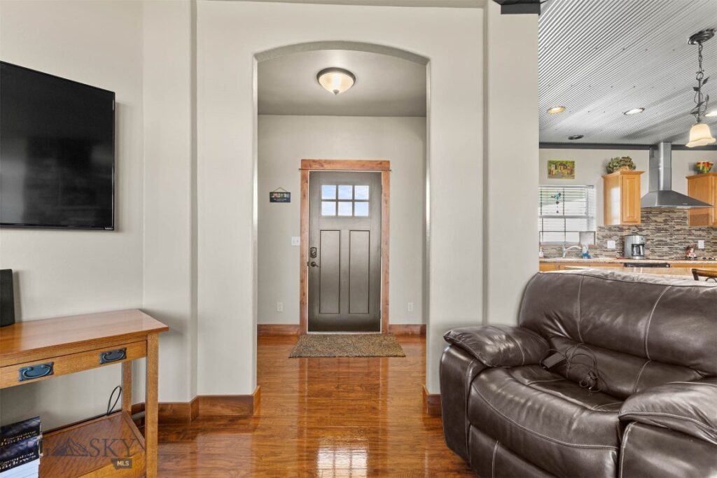 395 Parker Drive, Belgrade MT 59714