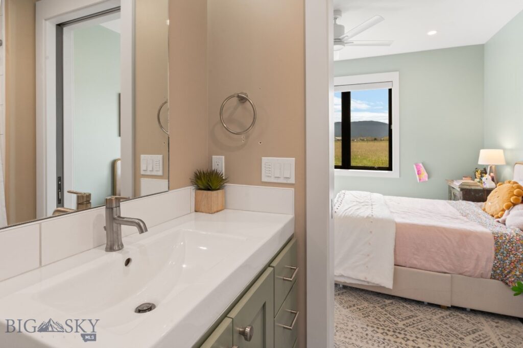 232 High Lonesome Trail, Bozeman MT 59718