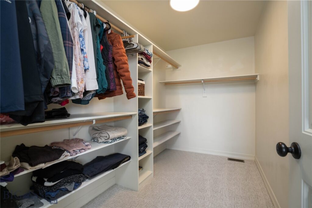 1530 Powers Boulevard, Belgrade MT 59714