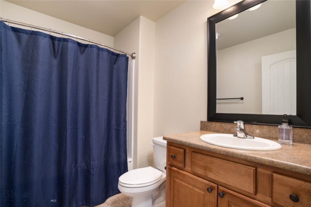 1530 Powers Boulevard, Belgrade MT 59714