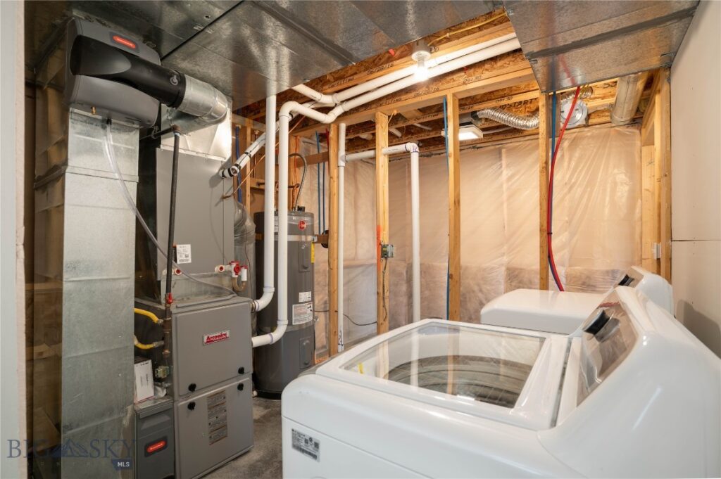 1530 Powers Boulevard, Belgrade MT 59714