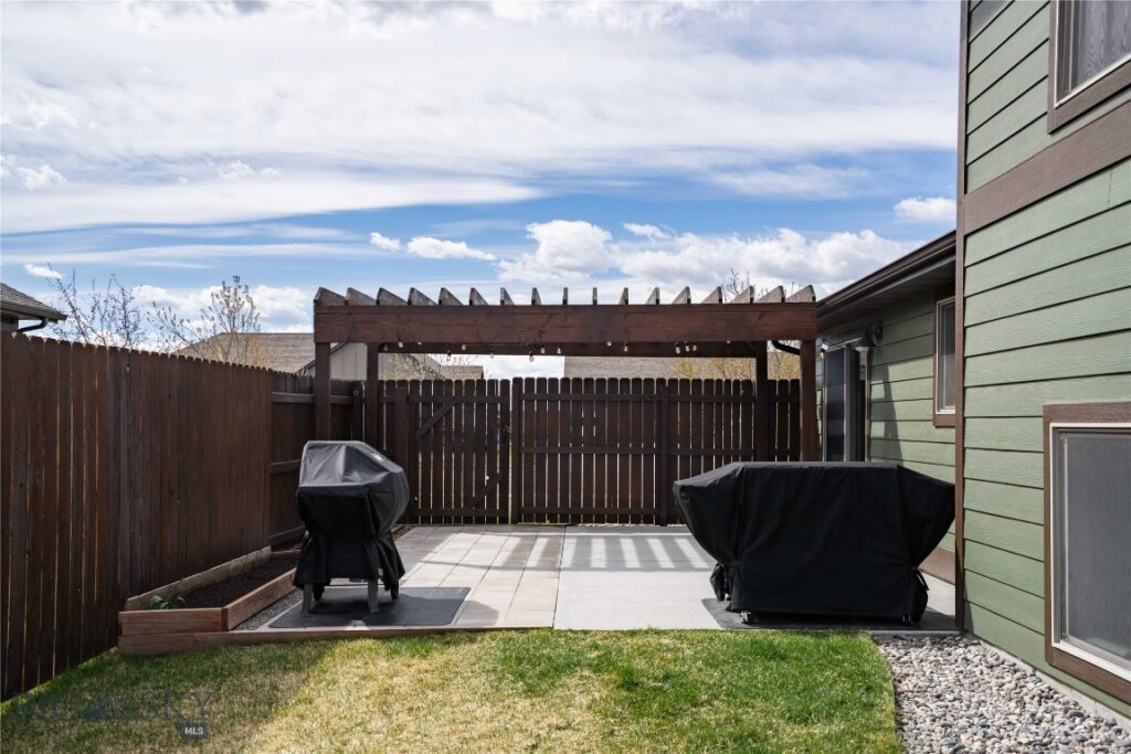 1530 Powers Boulevard, Belgrade MT 59714