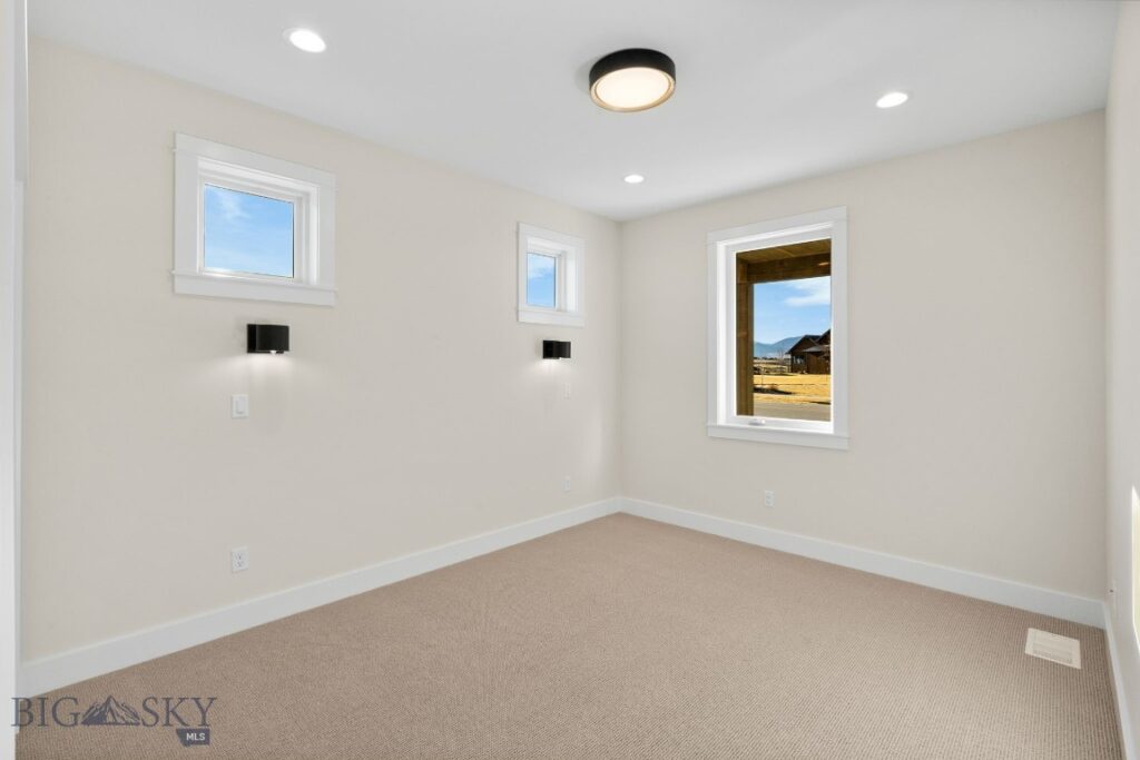 29 Swayback, Bozeman MT 59718