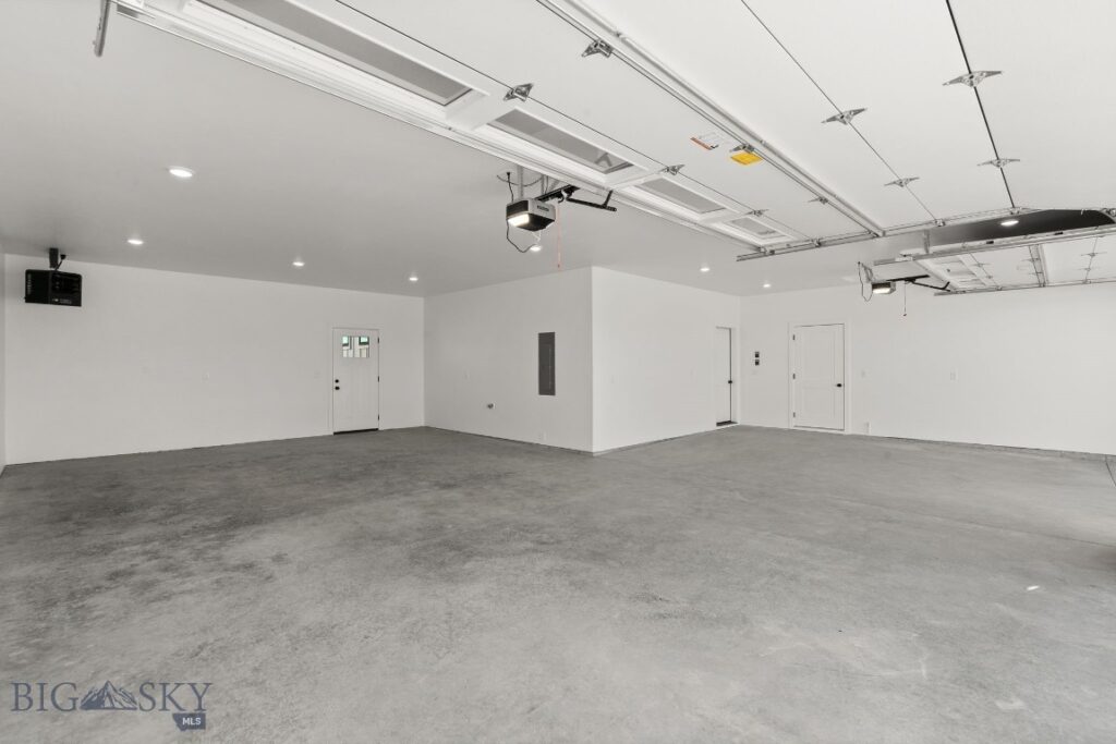 29 Swayback, Bozeman MT 59718