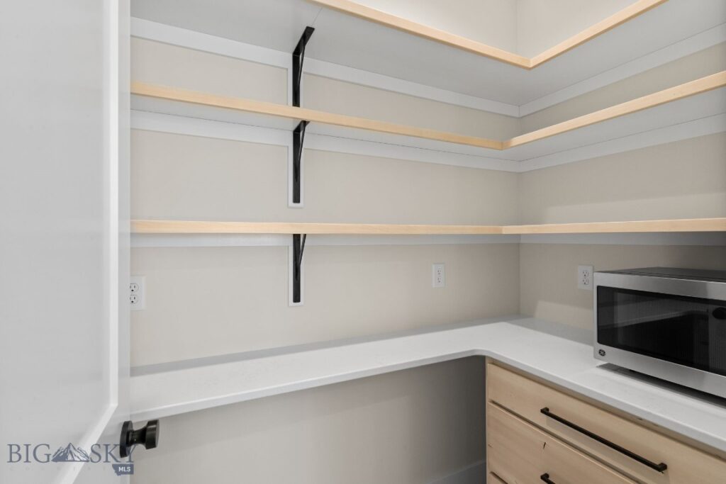 29 Swayback, Bozeman MT 59718