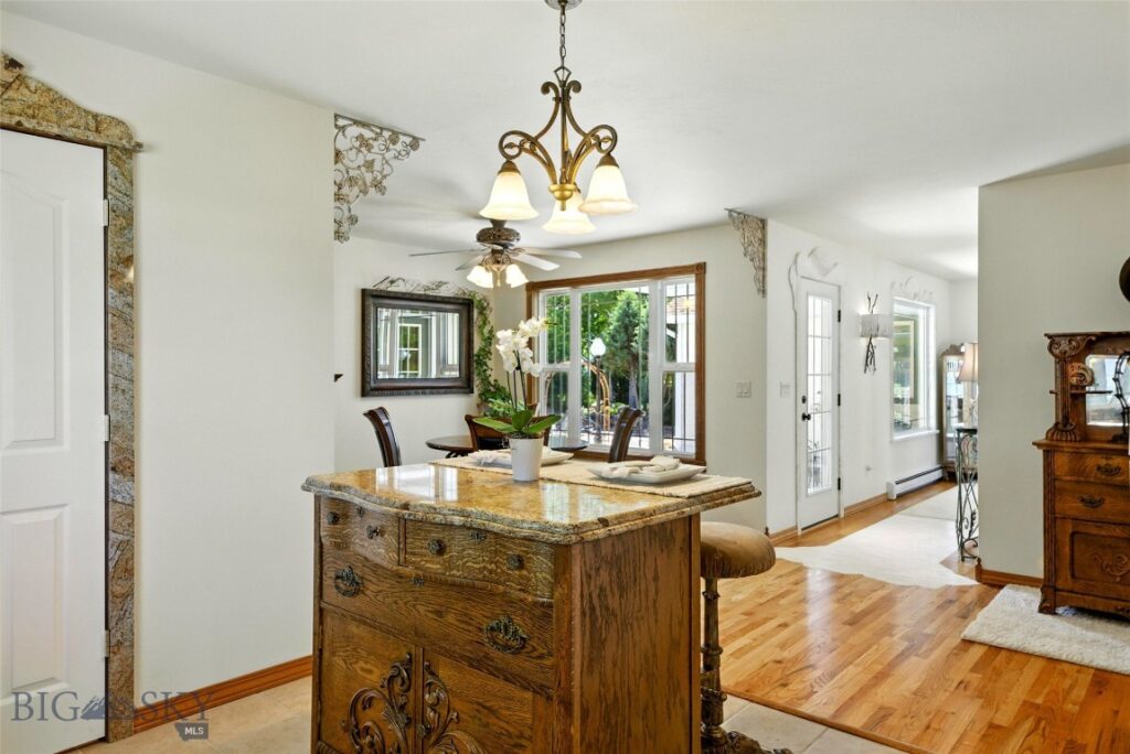 12 Pathfinder Trail, Bozeman MT 59718