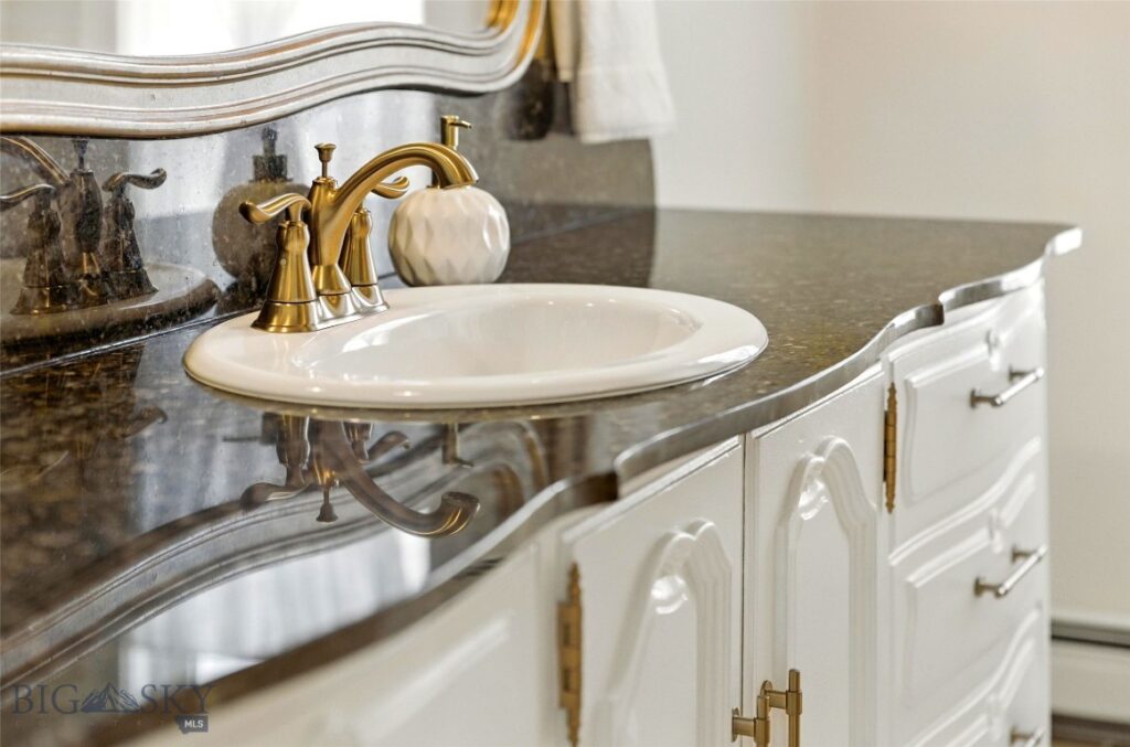 12 Pathfinder Trail, Bozeman MT 59718