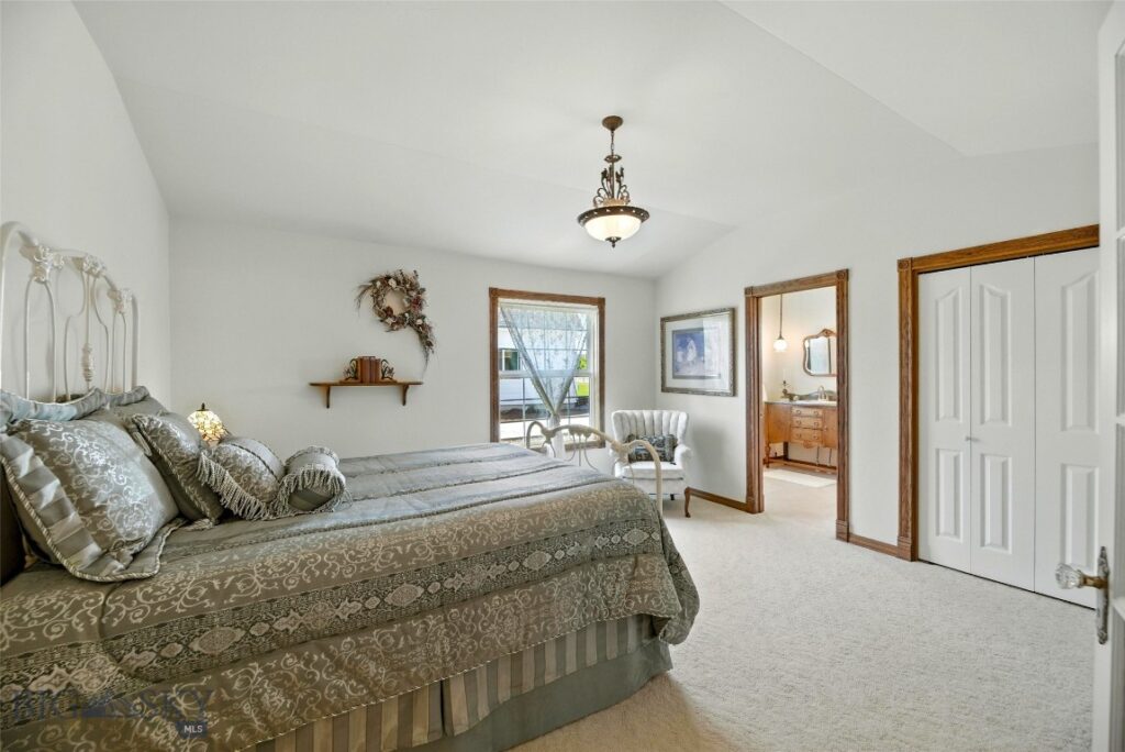 12 Pathfinder Trail, Bozeman MT 59718