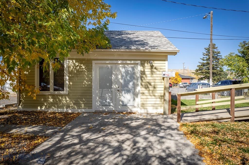101 N E Street, Livingston MT 59047