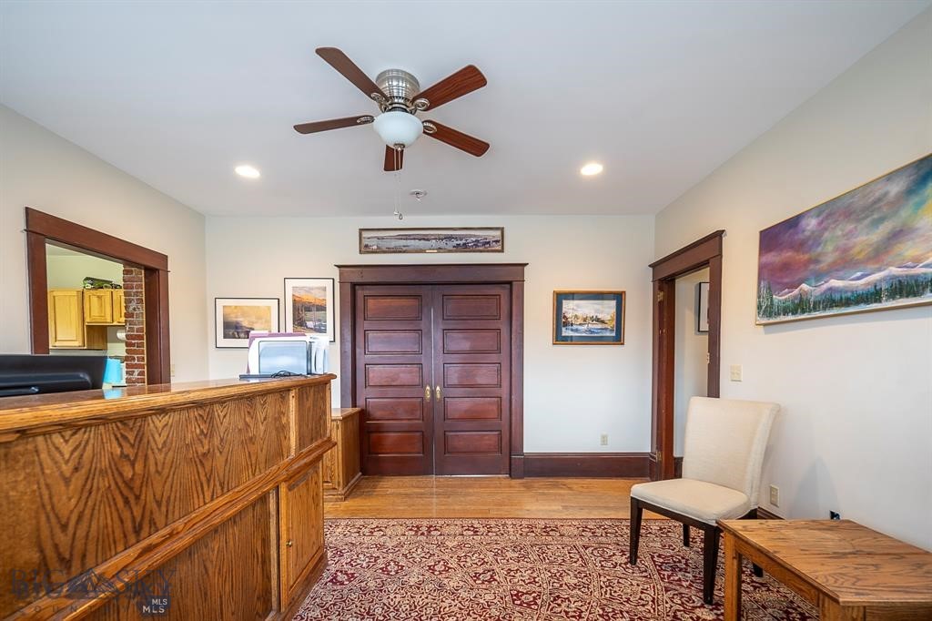 101 N E Street, Livingston MT 59047