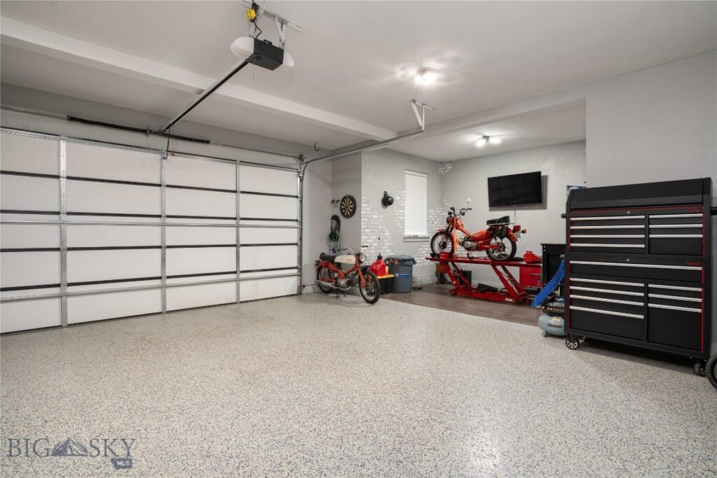 1704 Wyatt Earp Court, Belgrade MT 59714