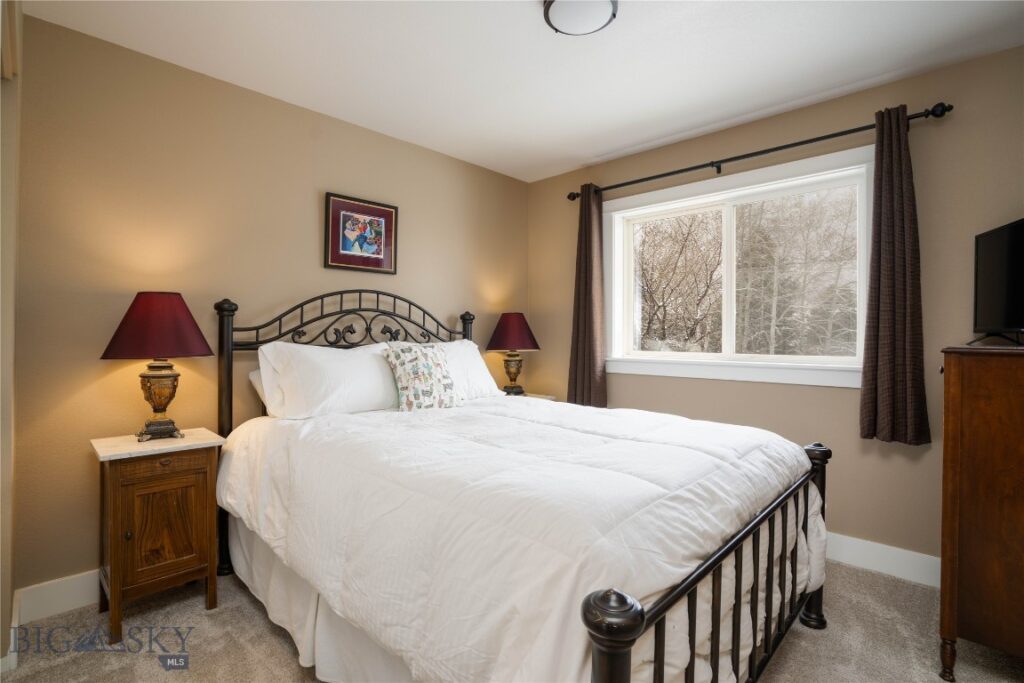 3227 Shooting Star Lane, Bozeman MT 59715