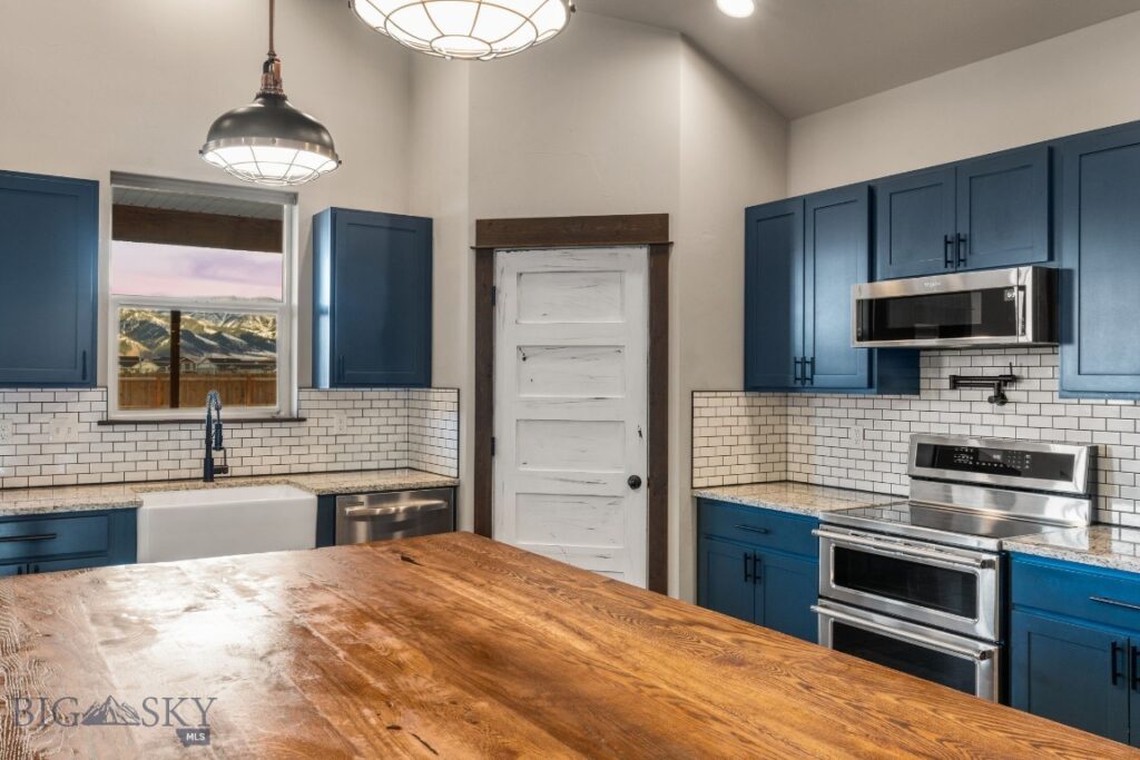 2101 E Silver Circle, Belgrade MT 59714
