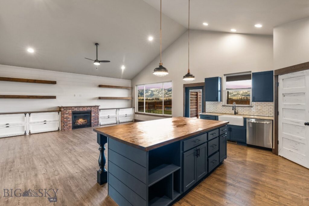 2101 E Silver Circle, Belgrade MT 59714