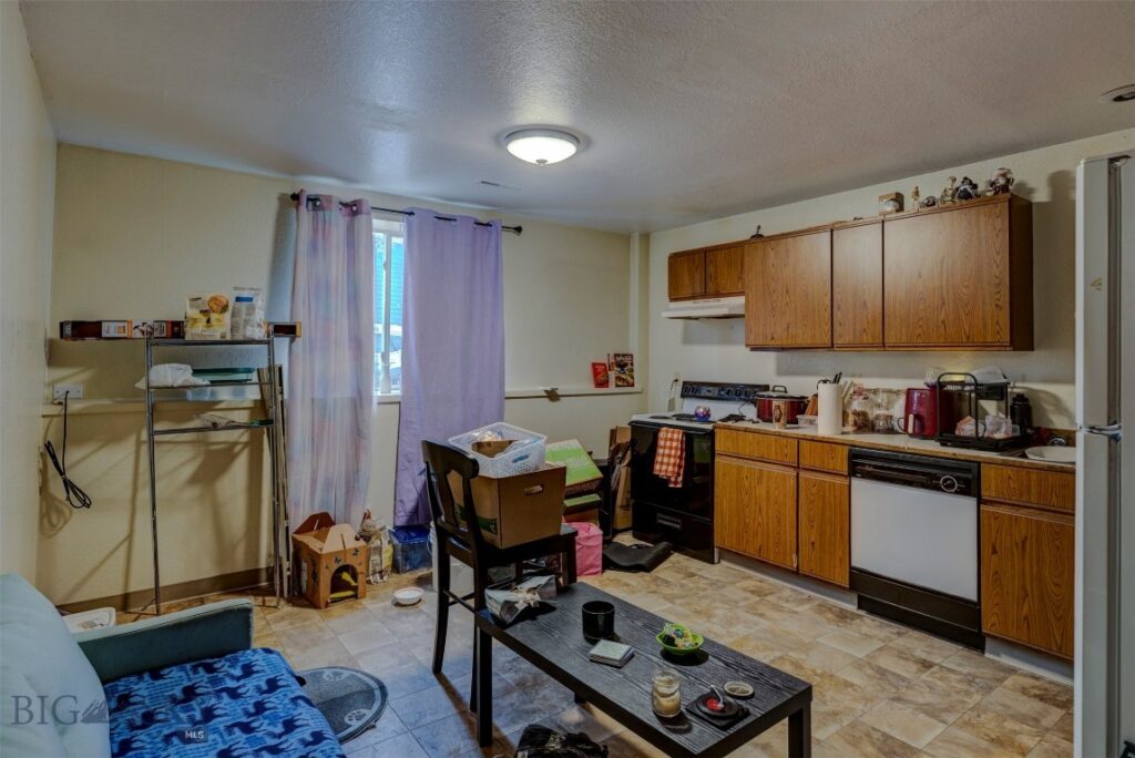 332 S Main Street, Livingston MT 59047