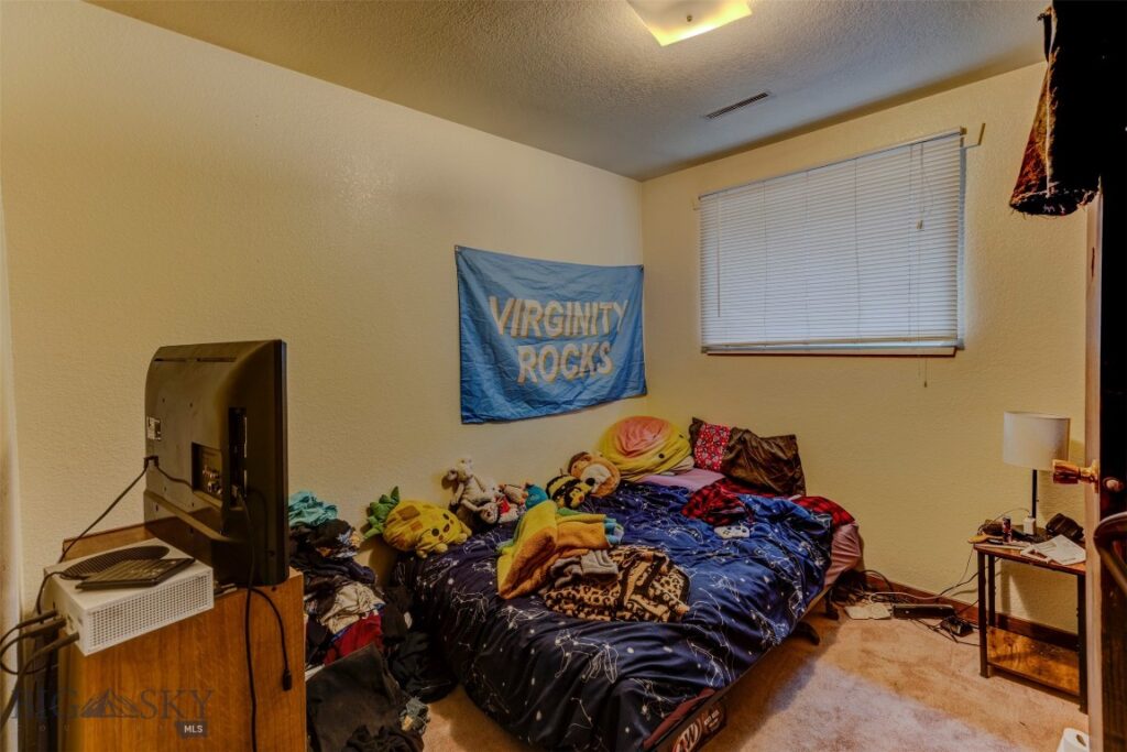 332 S Main Street, Livingston MT 59047