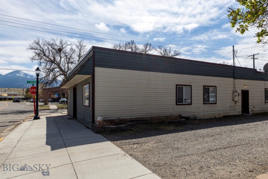 332 S Main Street, Livingston MT 59047