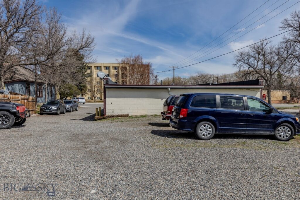 332 S Main Street, Livingston MT 59047