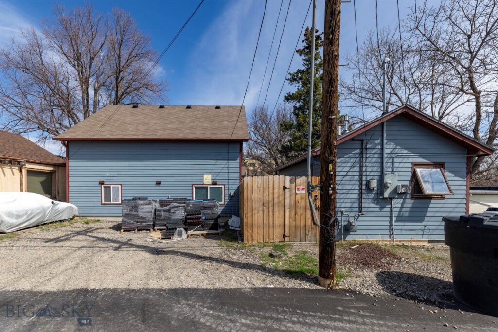 324 S Main Street, Livingston MT 59047