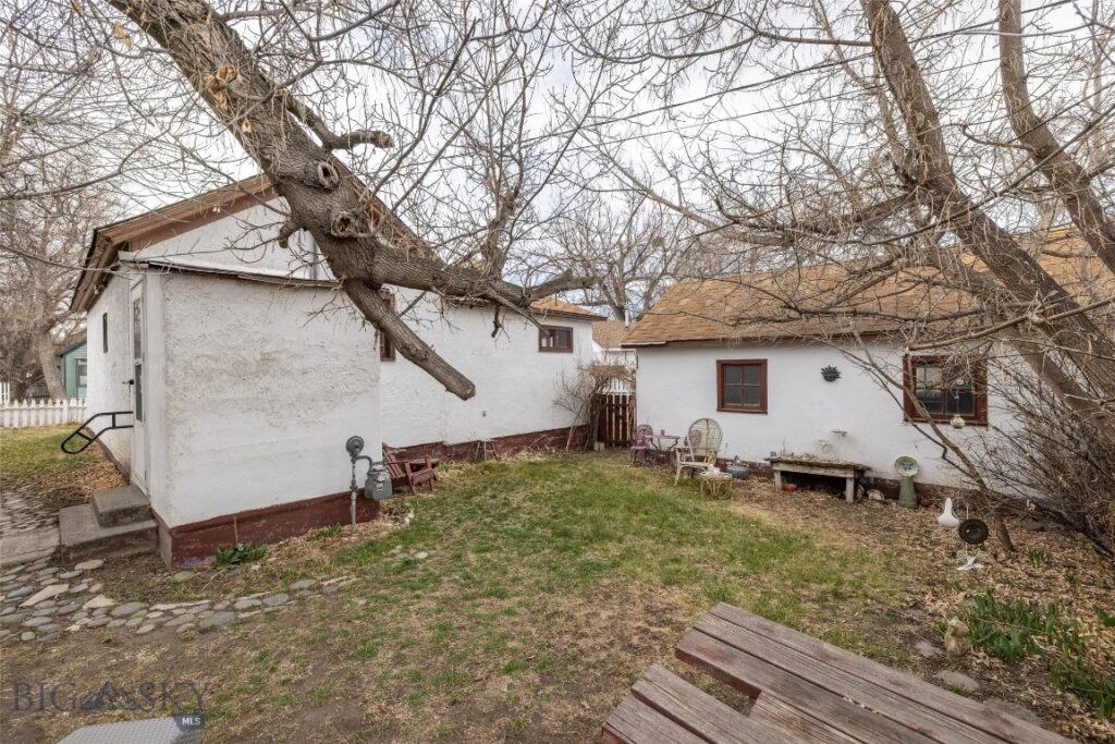 226 S E Street, Livingston MT 59047