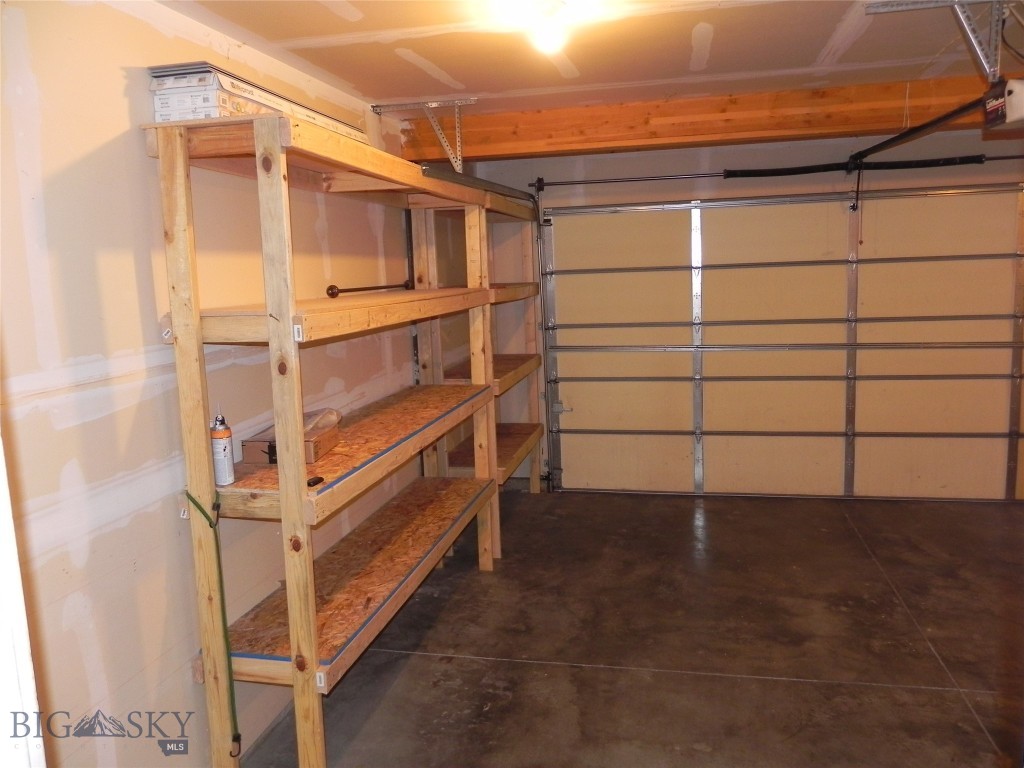 1125 N River Rock, Belgrade MT 59714