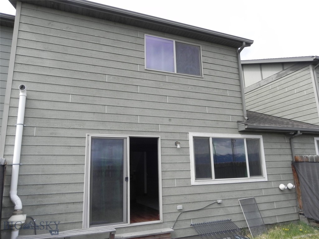 1125 N River Rock, Belgrade MT 59714