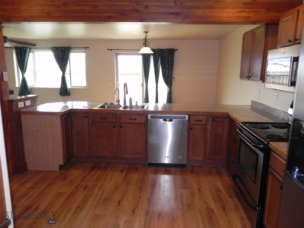 1125 N River Rock, Belgrade MT 59714