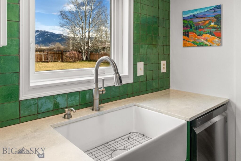 3210 E Hollyhock Drive, Belgrade MT 59714