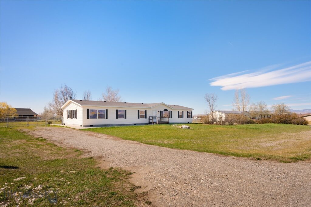 415 Tracy Ann, Belgrade MT 59714