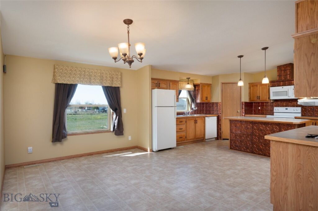 415 Tracy Ann, Belgrade MT 59714
