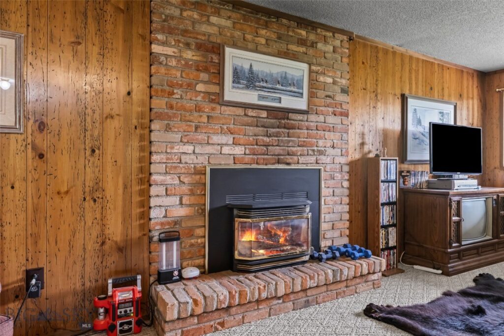 65 Quinn Creek Road, Bozeman MT 59715