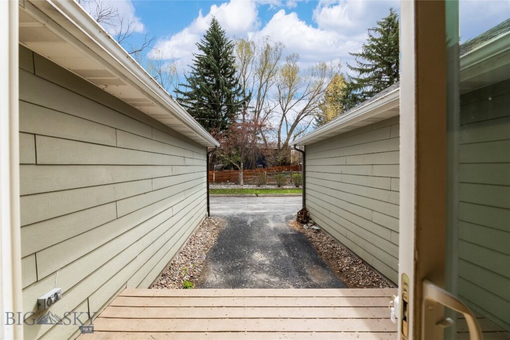 112 E College Street, Bozeman MT 59715